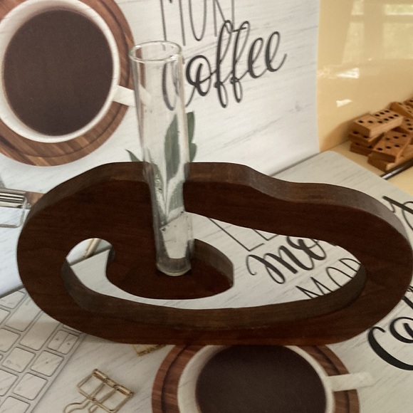 NEW HANDCRAFTED WOOD UNIQUE PLANTER OR Decorative piece by piperpond furniture - Picture 6 of 9